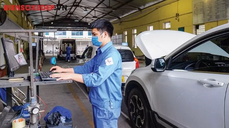 Đăng kiểm xe ô tô Ford