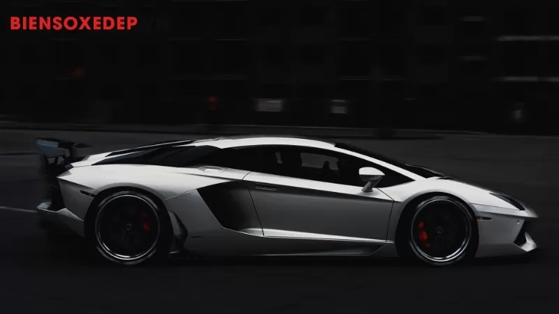 Xe Hơi Thông Minh - Công Nghệ Ai & Kết Nối 2025