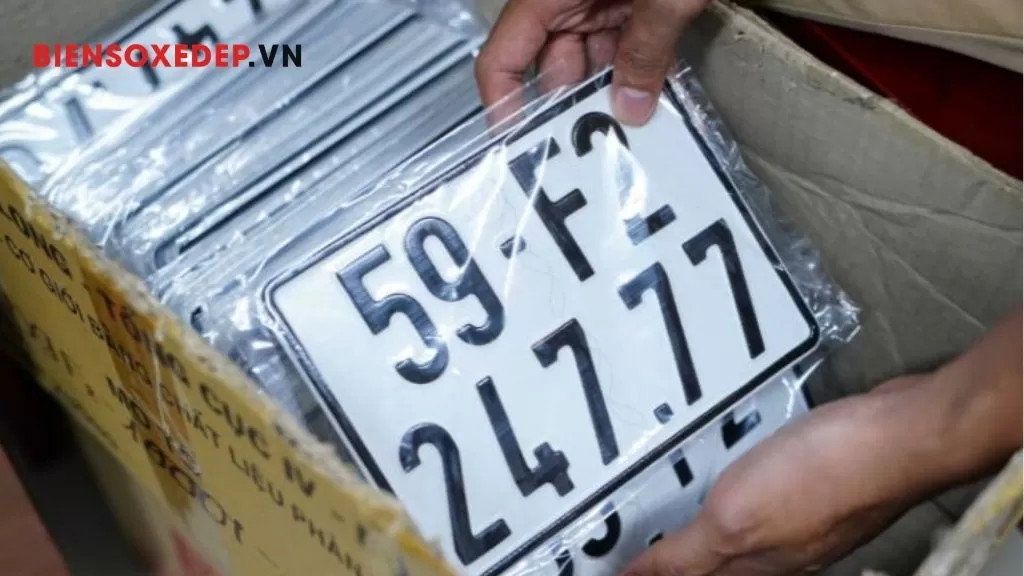 biển số định danh c&oacute; được cho tặng kh&ocirc;ng