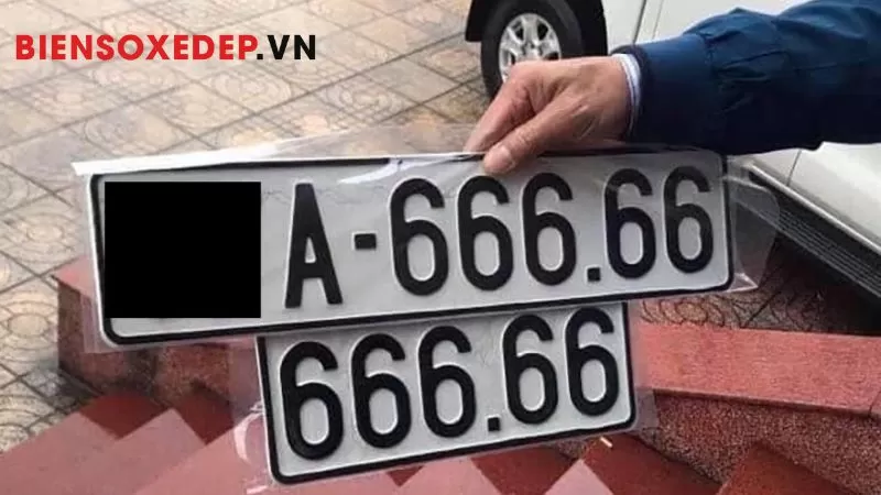  r&uacute;t hồ sơ xe nhiều đời chủ